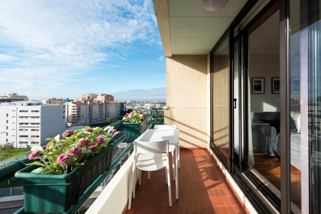 Lovelystay - Charming 3Br Flat W/ Free Parking In Devesas ヴィラ・ノヴァ・デ・ガイア エクステリア 写真