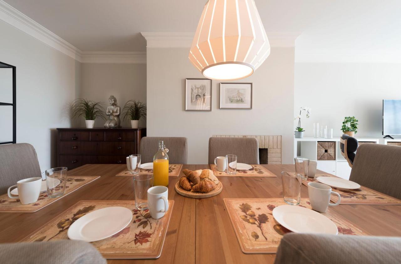 Lovelystay - Charming 3Br Flat W/ Free Parking In Devesas ヴィラ・ノヴァ・デ・ガイア エクステリア 写真